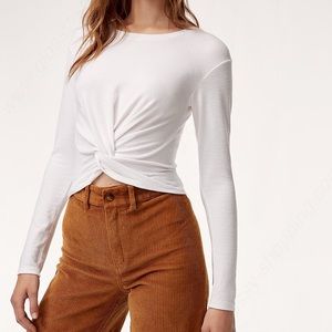 Wilfred Free “Ortiz” Long Sleeve Crop Top